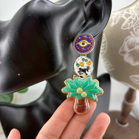 Colorful Enamel Statement Earrings โจ - Picture 6 of 10